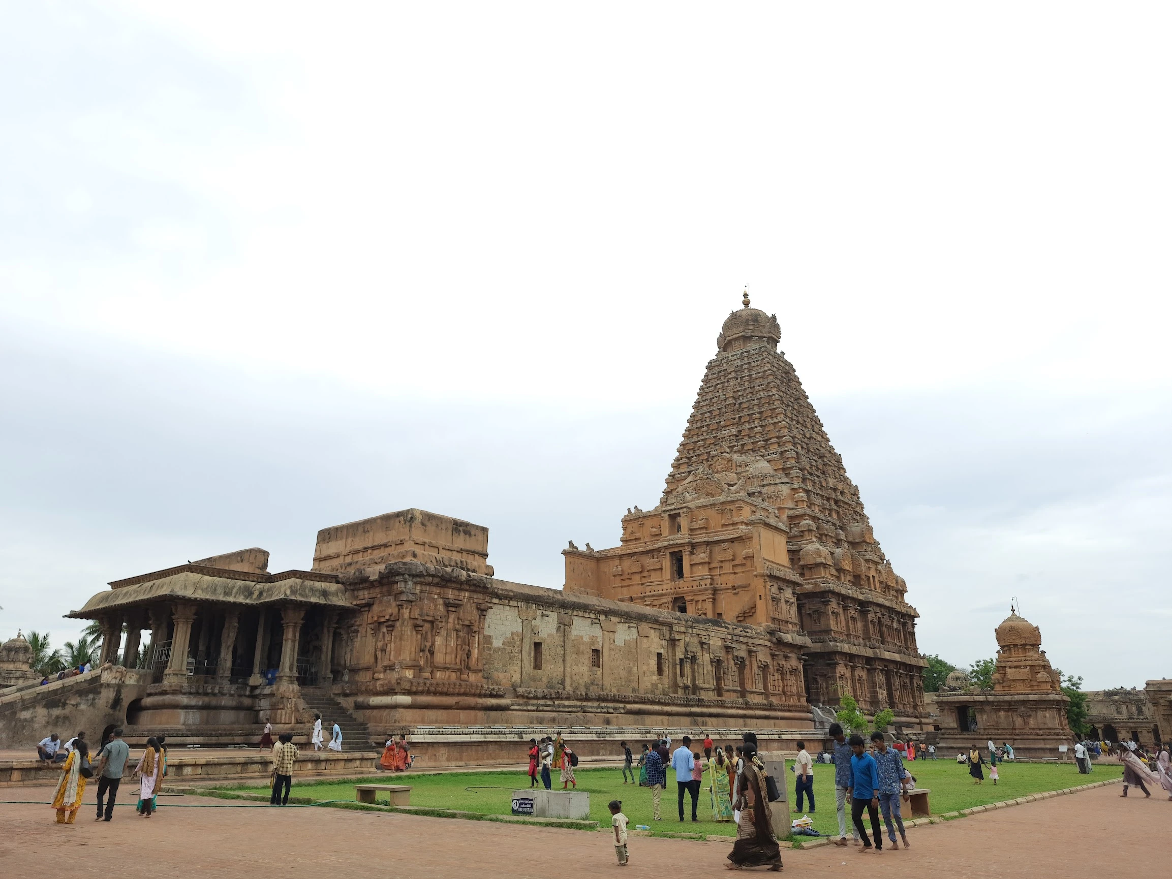 Description of architecture Photo 9