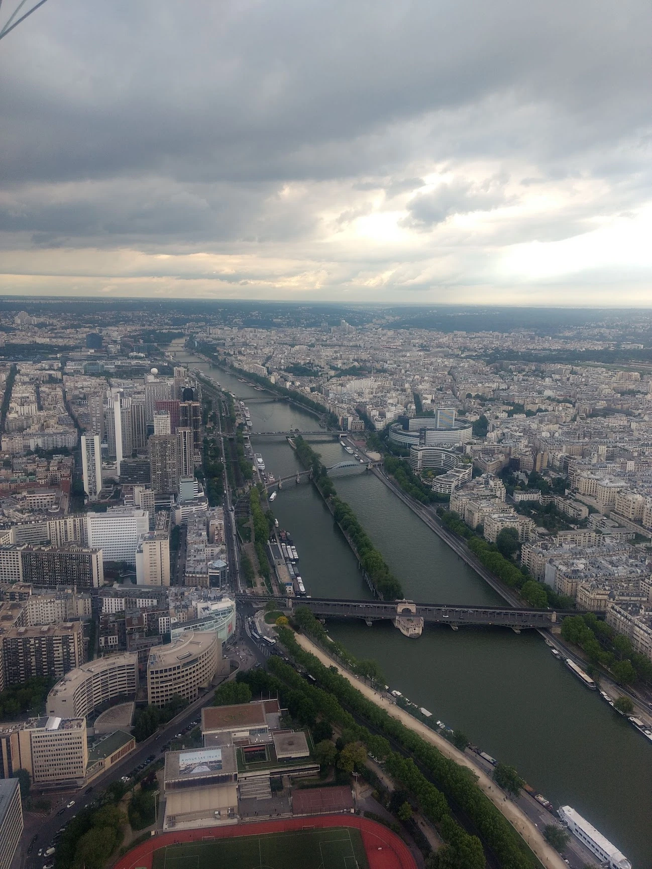 Description of urbanscape Photo 12